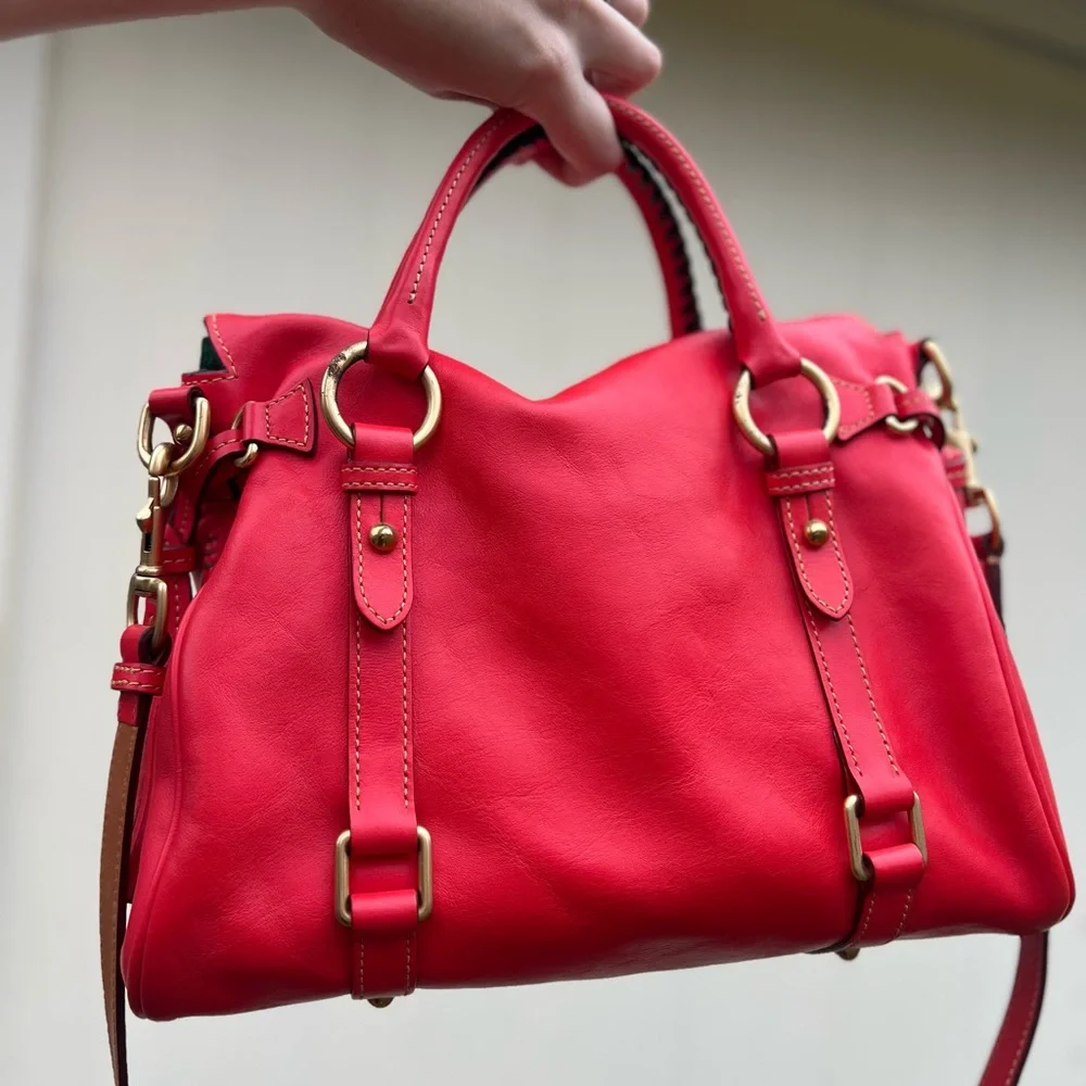 RARE! Dooney & Bourke Florentine Small Satchel in the color STRAWBERRY! - Picture 4 of 9